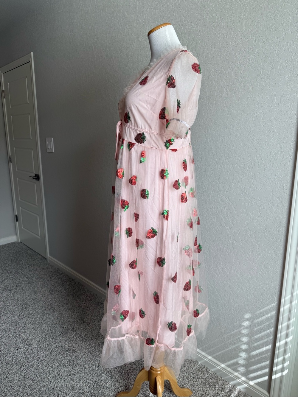 Strawberry Sequin Midi Dress - Picture 4 of 8